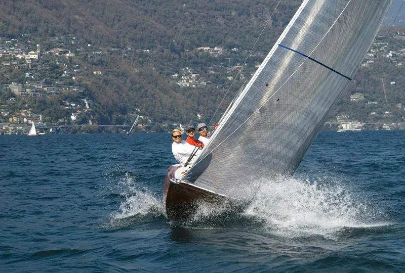 How yacht delivery jobs are paid