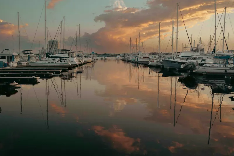 Insurance for a yacht delivery: what owners and skippers must check