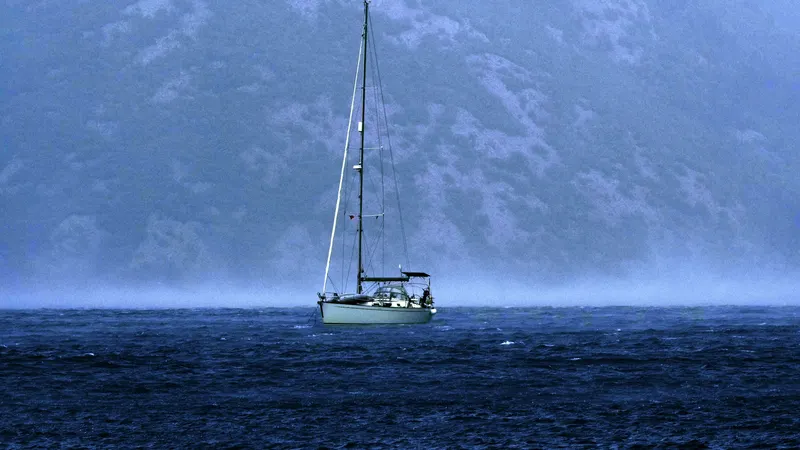 When to move a yacht: the delivery season calendar